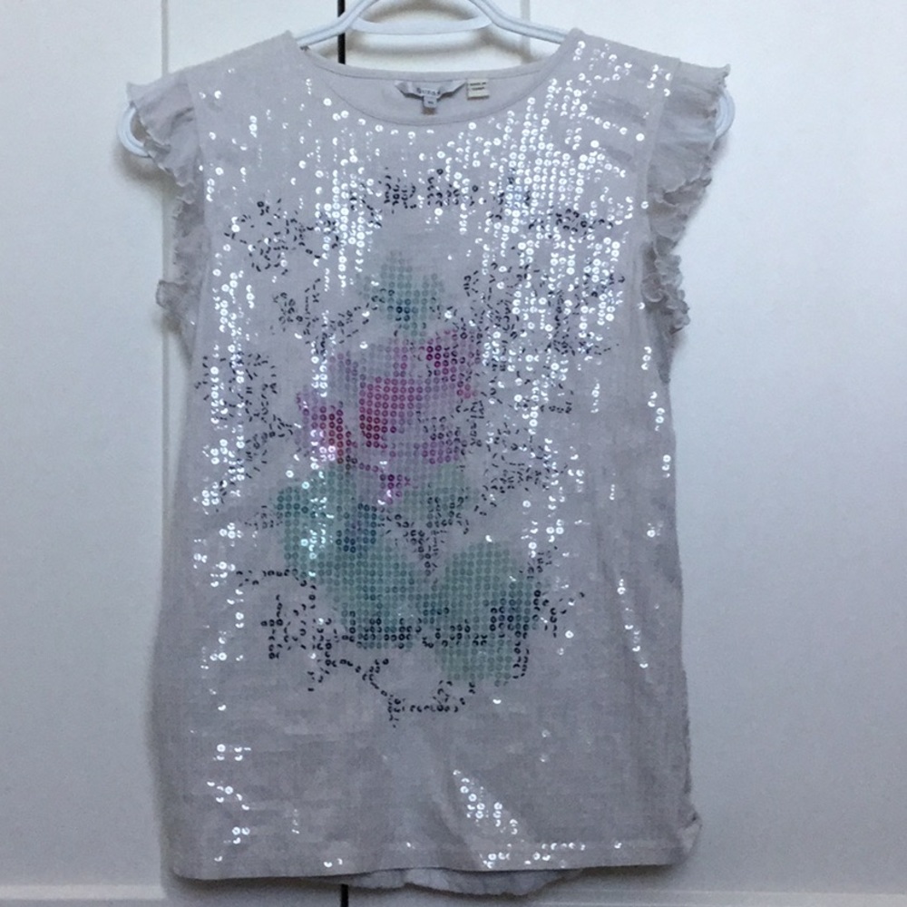 Lace detailed top